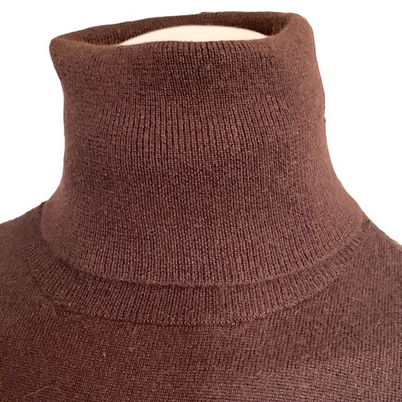 Ralph Lauren BLACK LABEL Cashmere Turtleneck Sweater - Picture 13 of 13